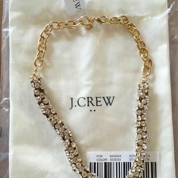 NEW J. Crew 12K Gold Crystal Wreath Necklace - Picture 2 of 3